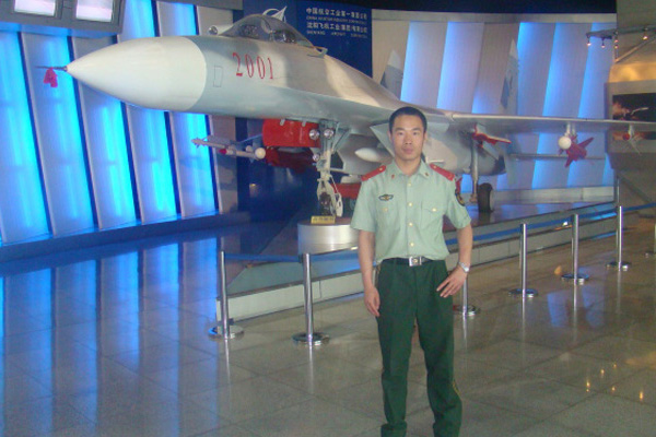 致敬最可愛(ài)的中國(guó)軍人，沈陽(yáng)盛鑫銅門(mén)廠與您共慶八一建軍節(jié)